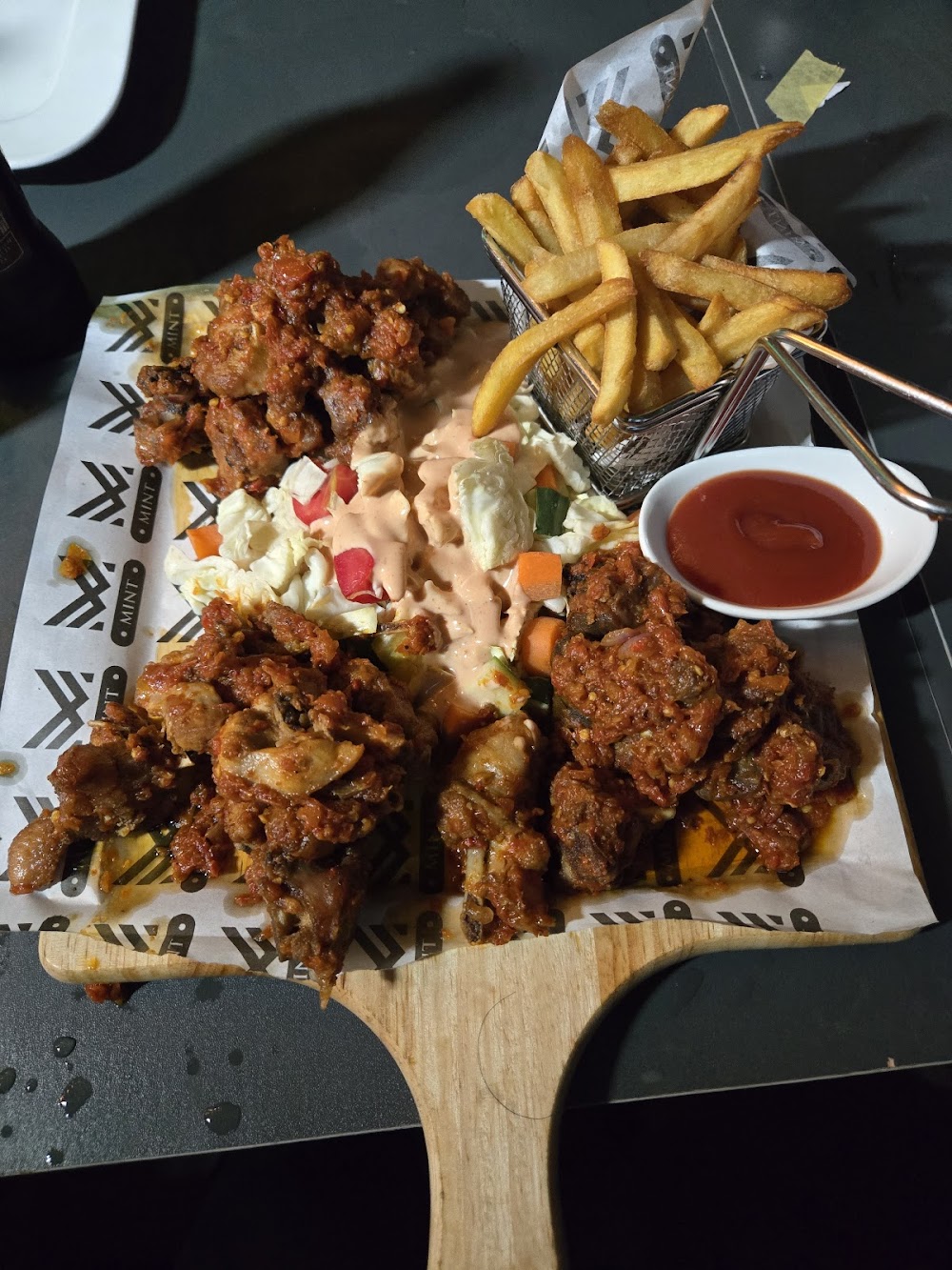 3102-MintBarandRestaurant-bds-2025-04-29-20-30-50-216